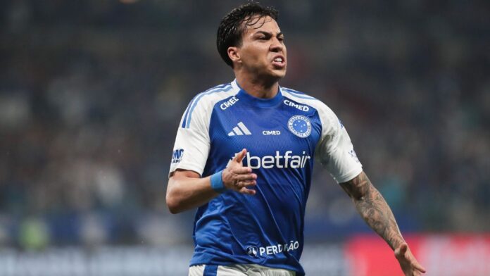 kaio-jorge-comemora-retorno-ao-cruzeiro-apos-grave-lesao: