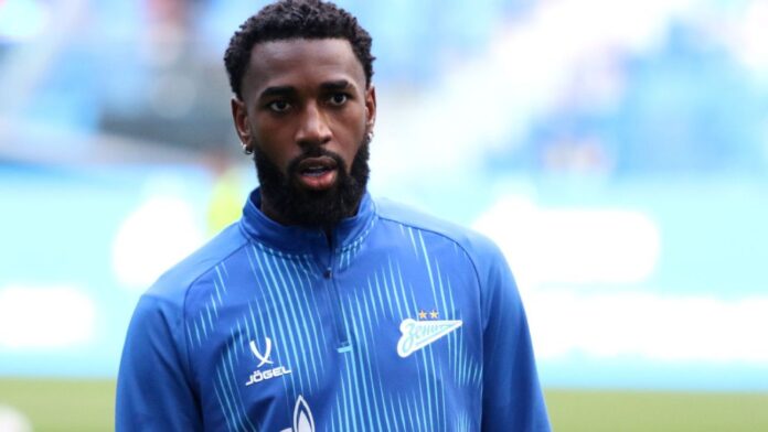 pai-de-gerson-chega-a-bh-para-encontro-com-o-cruzeiro-e-cita-o-zenit-como-obstaculo: